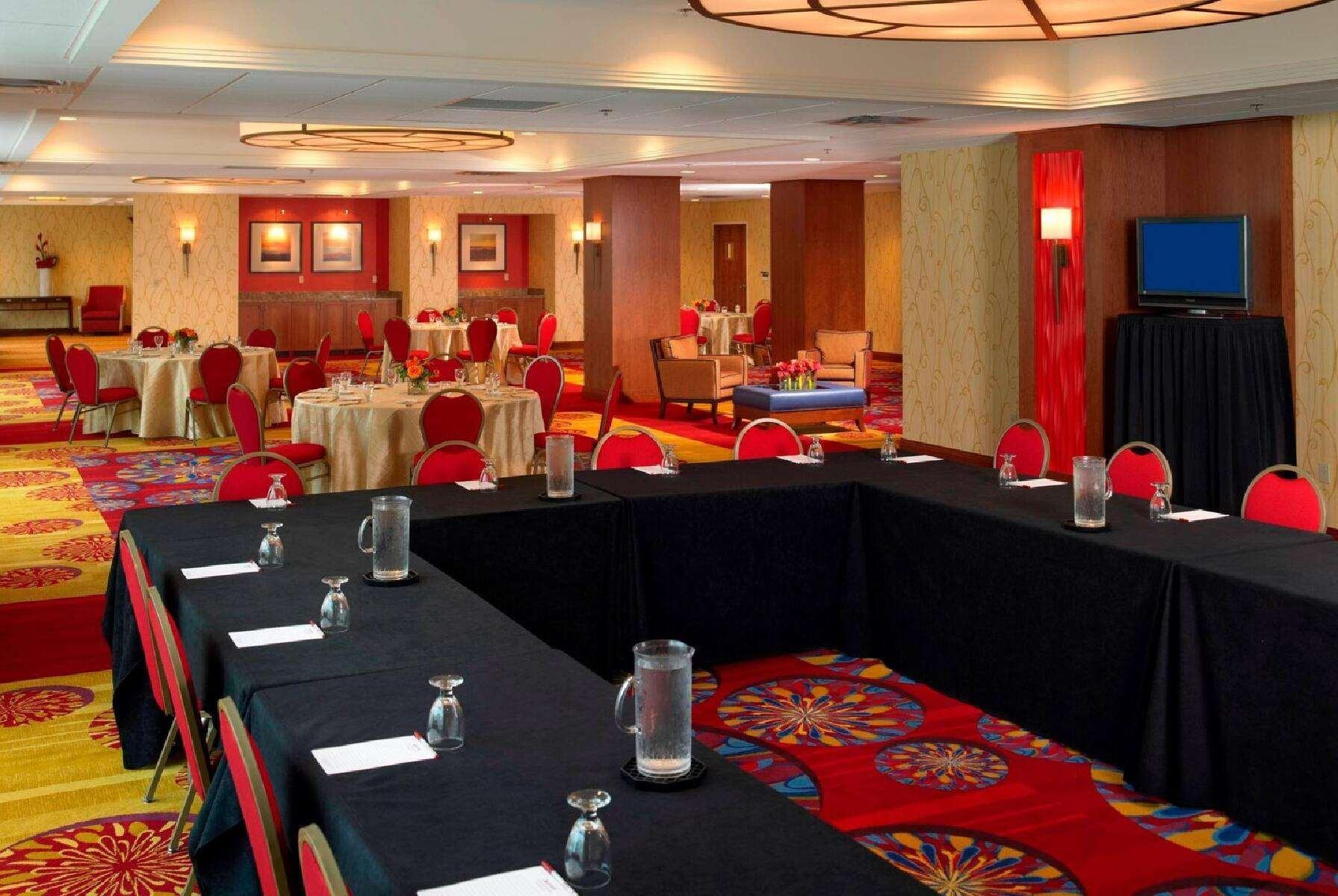 ウィンダム クリーブランド エアポート 写真