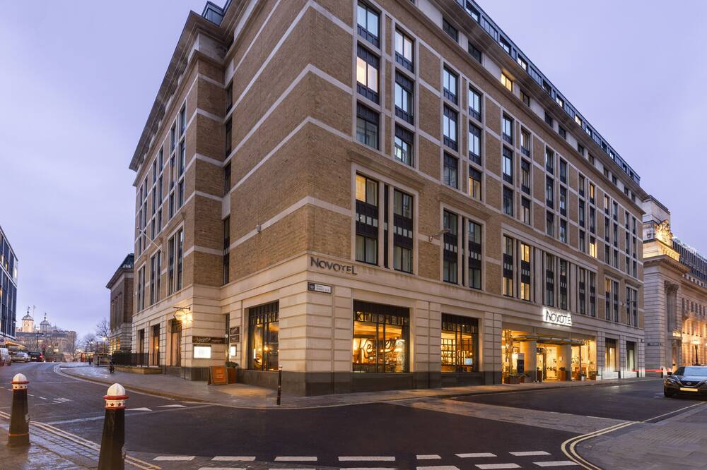 ノボテル ロンドン タワー ブリッジ 写真