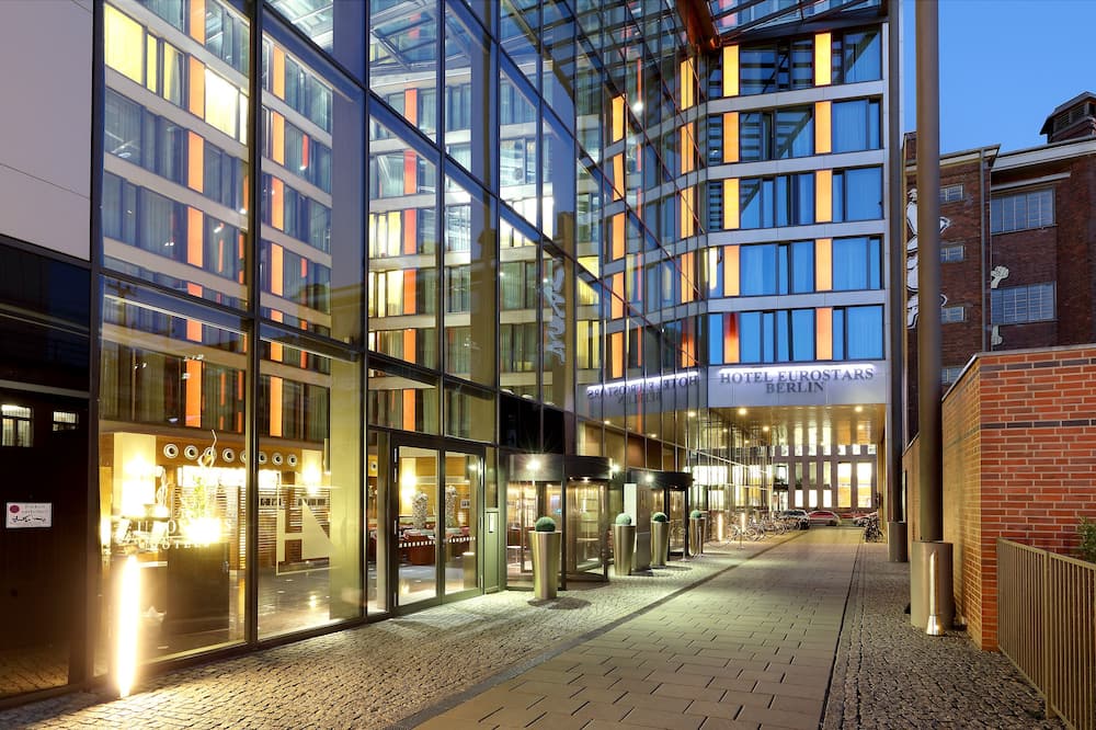 ユーロスターズ ベルリン 写真