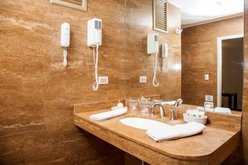 San Agustin Exclusive 写真