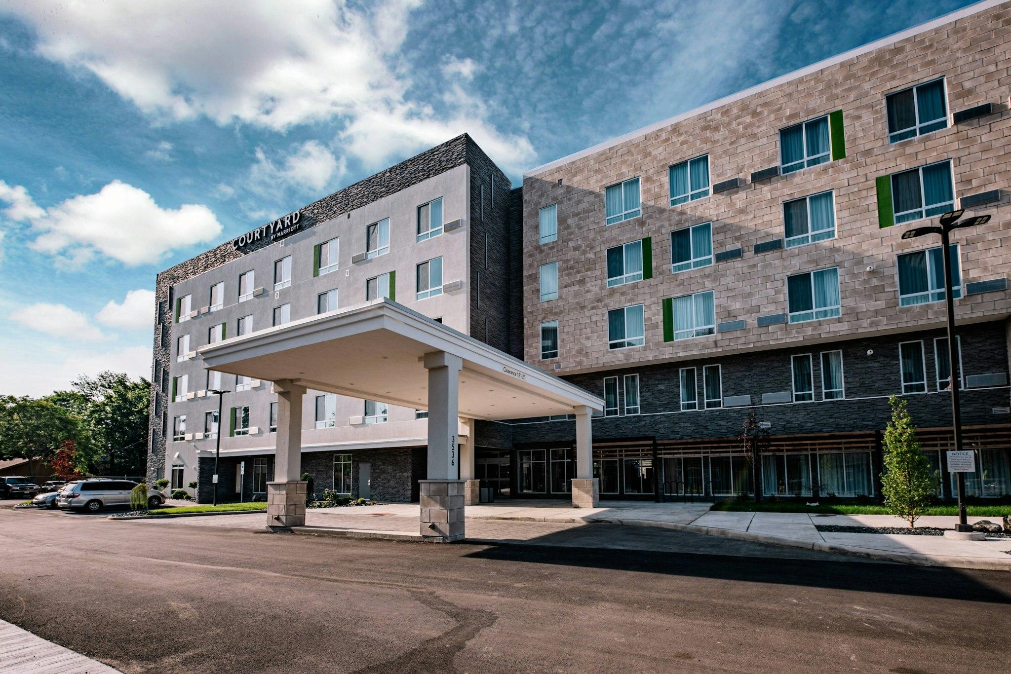 Courtyard by Marriott Toledo West 写真