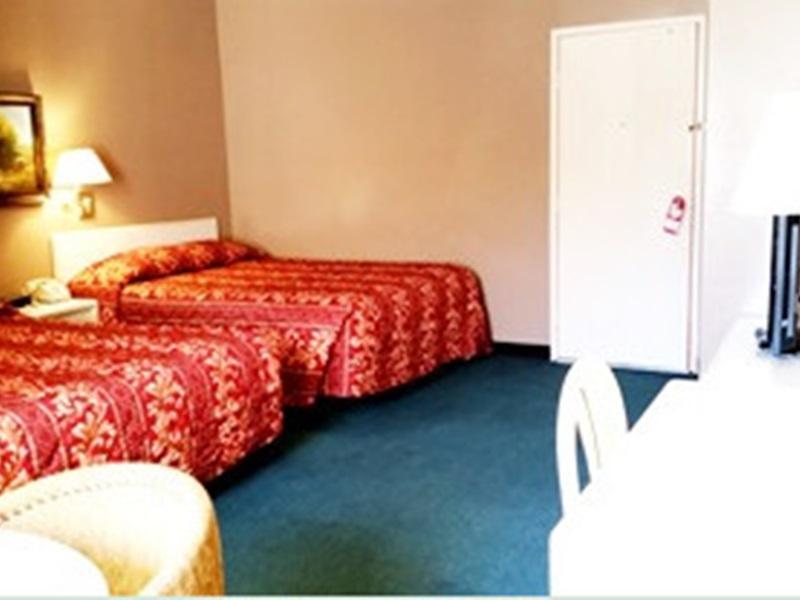 ホテル パシフィック ガーデン ニア LAX アンド ソフィ スタジアム 写真