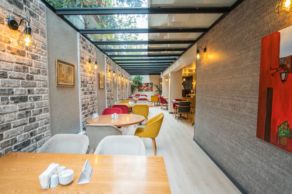 ブルーム ホテル 写真