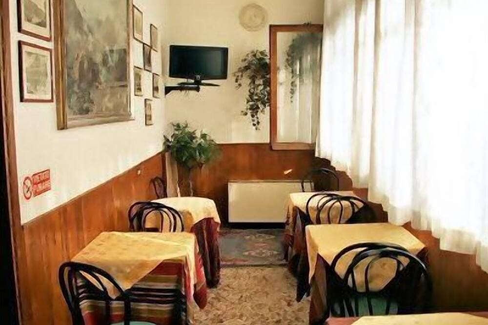 ホテル トレンティーナ 写真