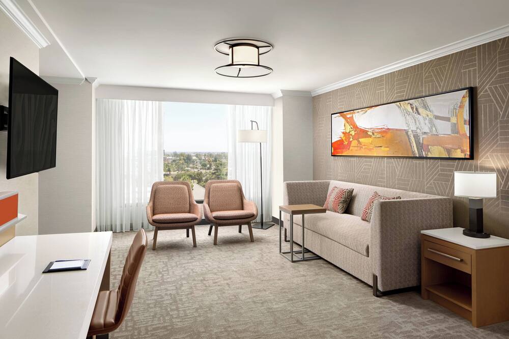 デルタ ホテルズ アナハイム ガーデン グローブ 写真