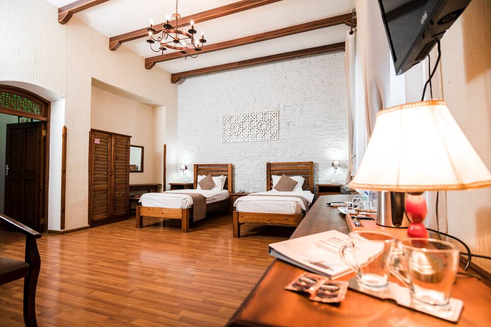 ホテル マリカ ブハラ 写真