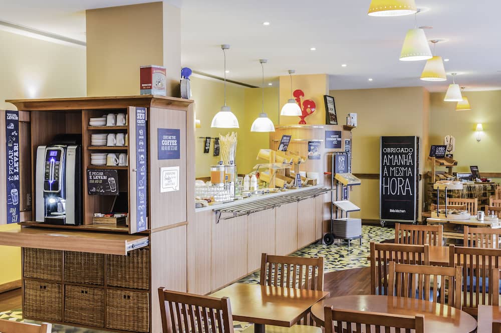 イビス ポルト サン ジョアン 写真