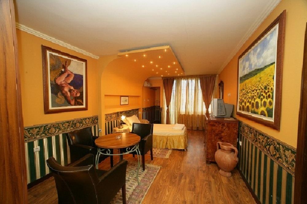 ガーソン ラックス ホテル 写真