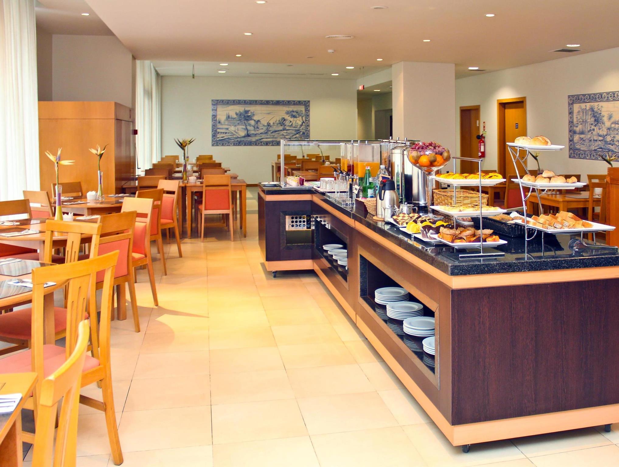 トリップ バイ ウィンダム ポルト セントロ ホテル 写真