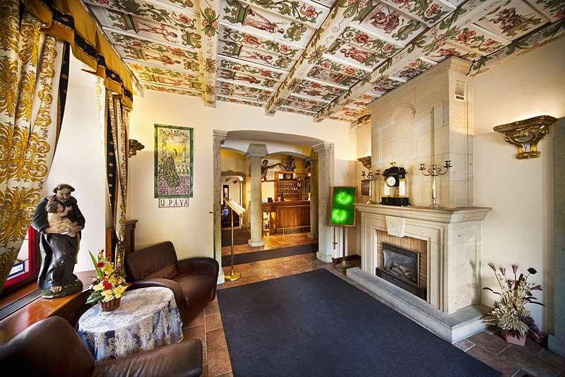 ウ パヴァ 写真