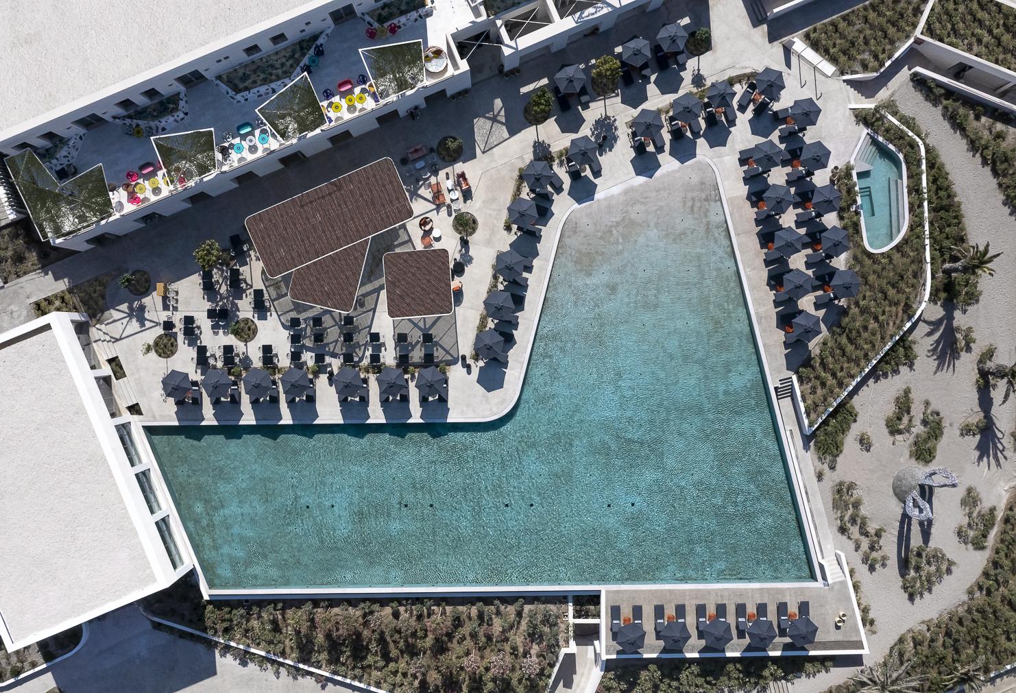 ヌス サントリーニ 写真