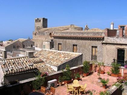 ホテル エリモ 写真