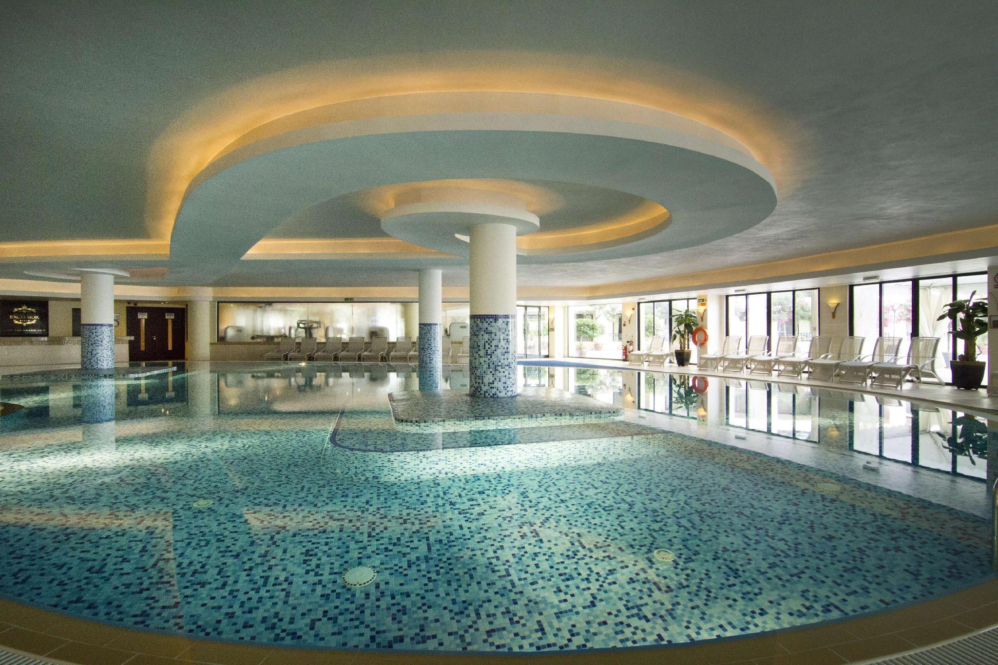 グランド ホテル エクセルシオール 写真