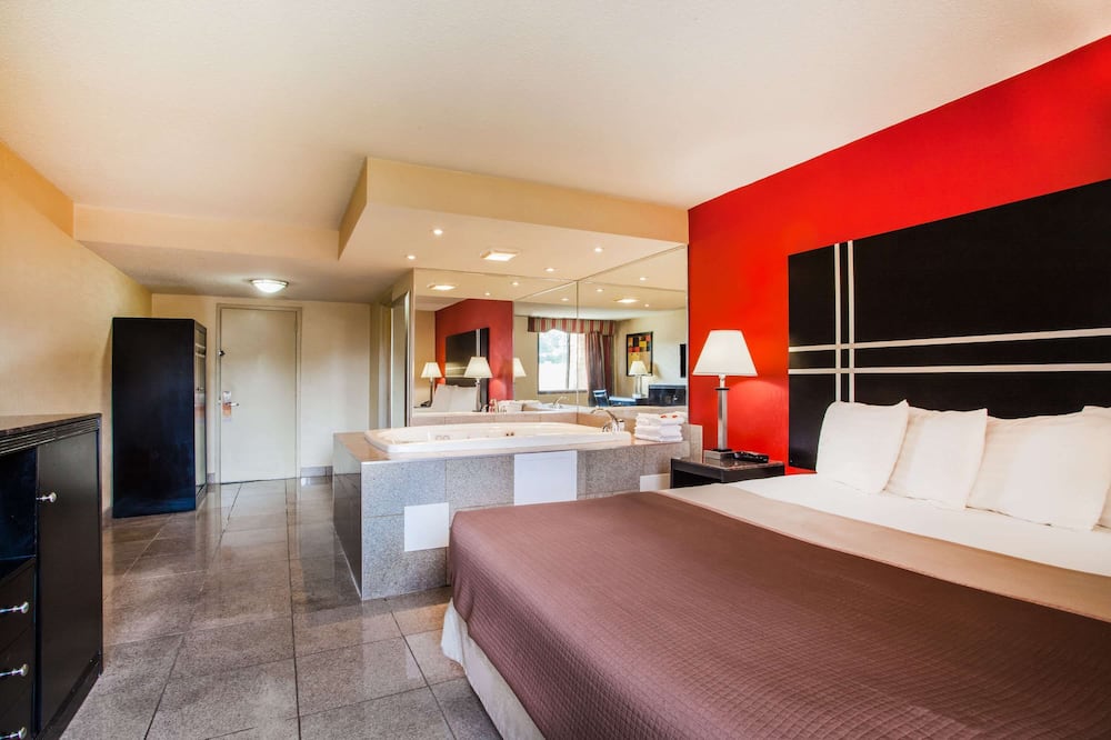 ハワード ジョンソン バイ ウィンダム ノース プレインフィールド 写真