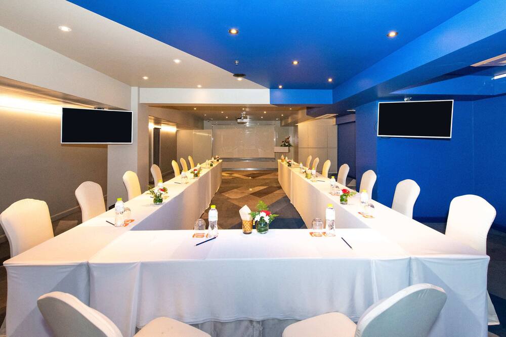 ティニディートレンディバンコクカオサン 写真