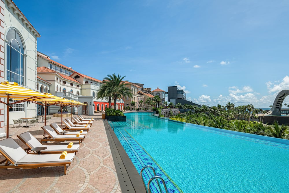 ラ フェスタ フーコック キュリオ コレクション バイ ヒルトン 写真