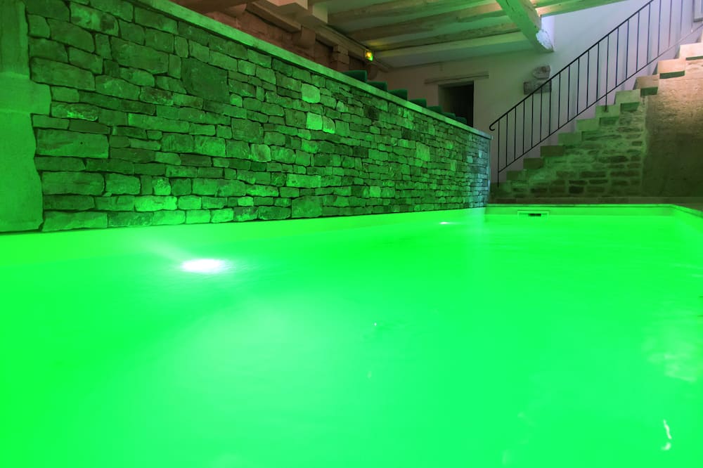 アベイ ド メジエール 写真