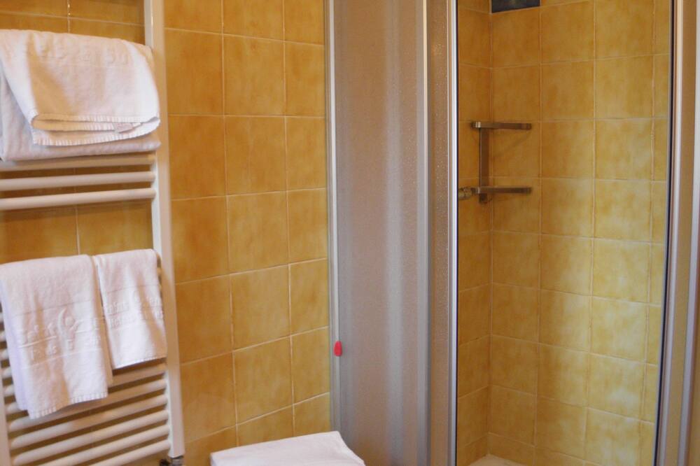 ホテル ベルニナ 写真