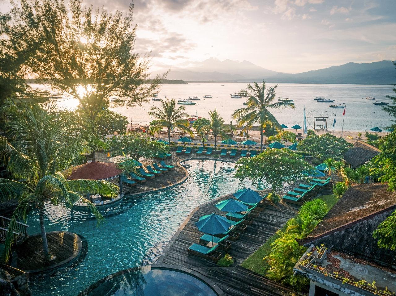 ヴィラ オンバク ホテル 写真