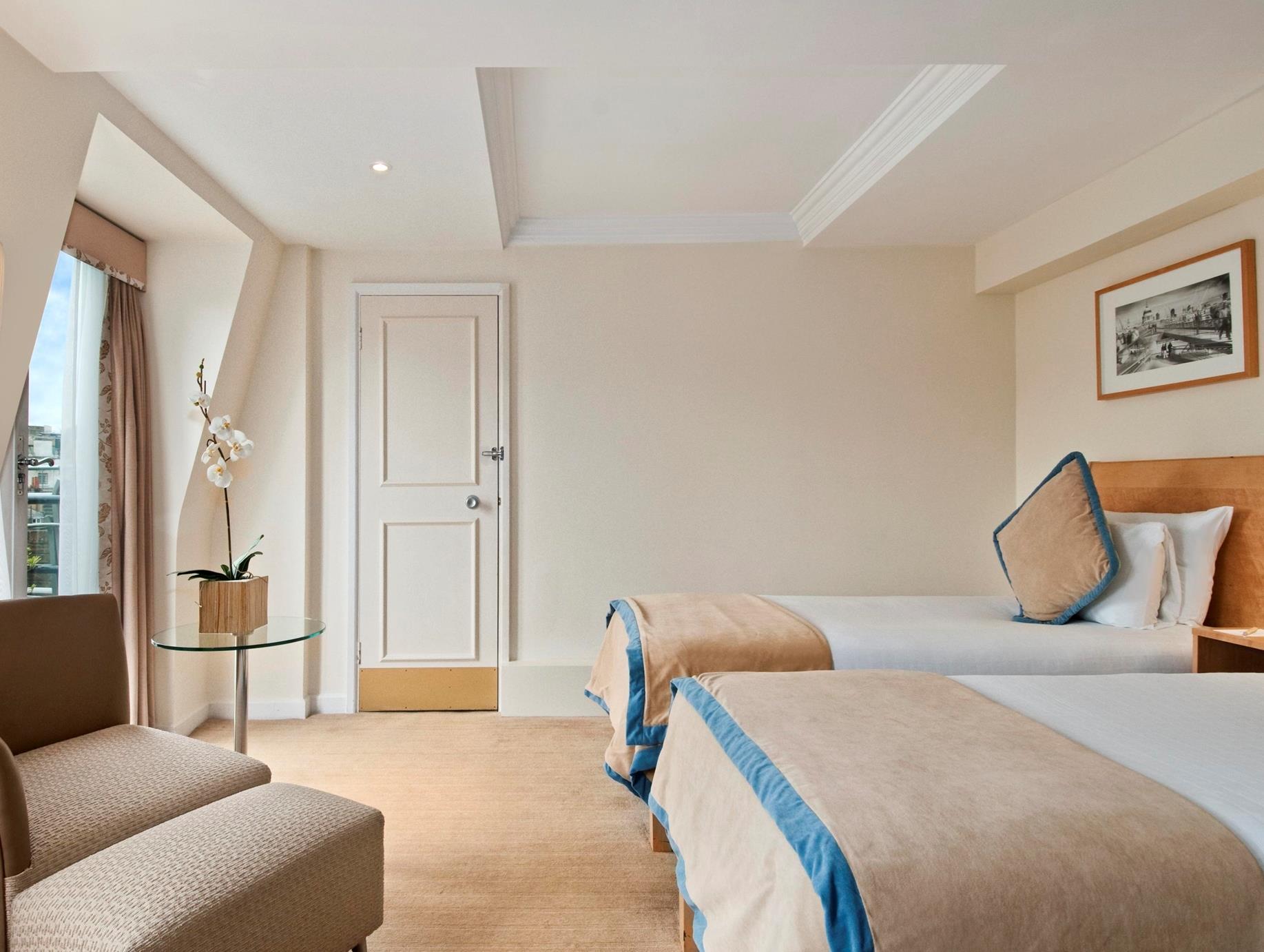 ヒルトン ロンドン グリーン パーク ホテル 写真