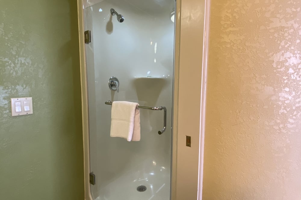 スリープ イン & スイーツ グランド ラピッズ サウスイースト - ケントウッド 写真