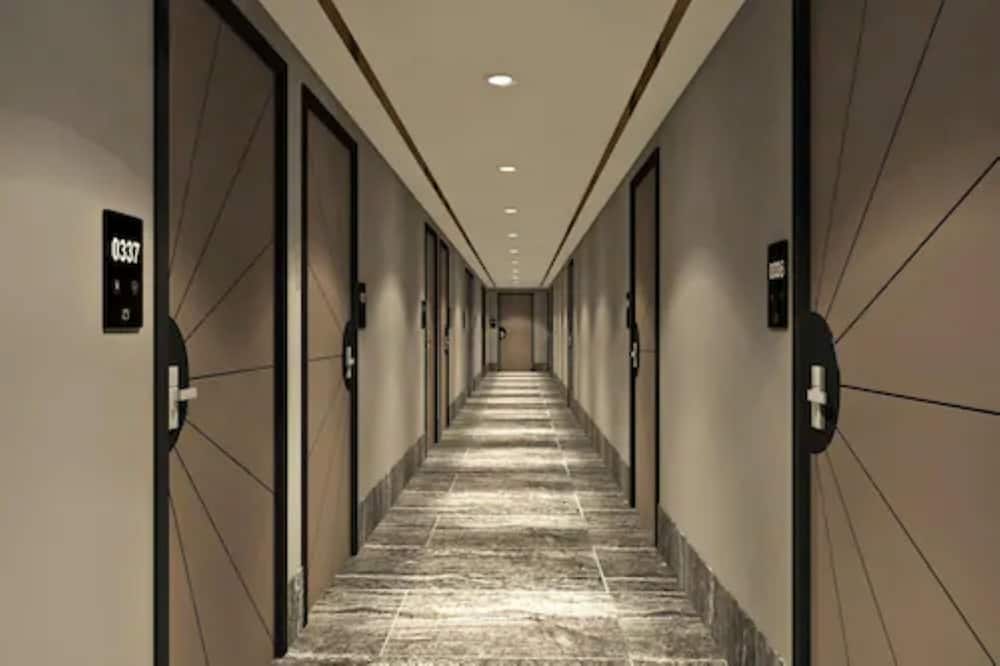 ホテル 81 オーキッド 写真