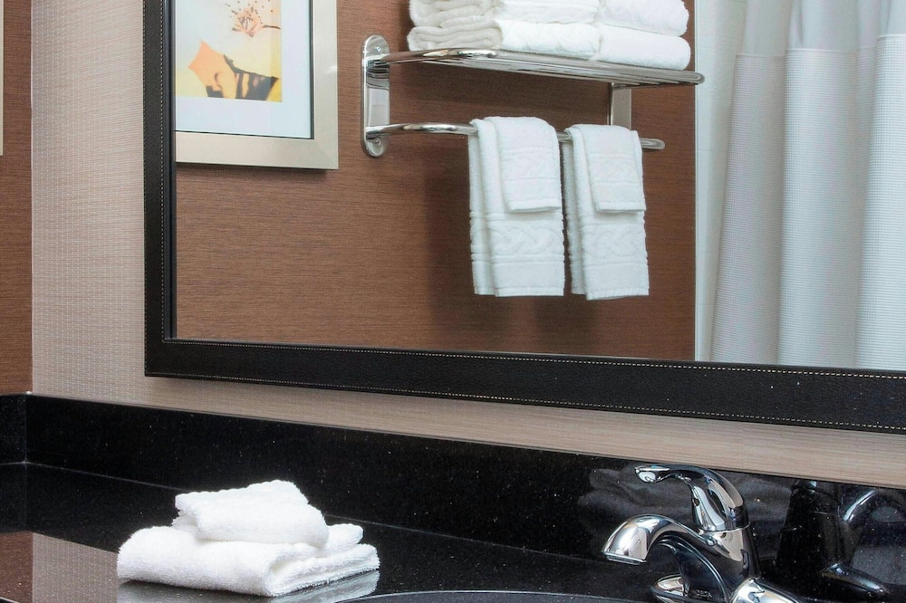 フェアフィールド イン & スイーツ シャイアン 写真