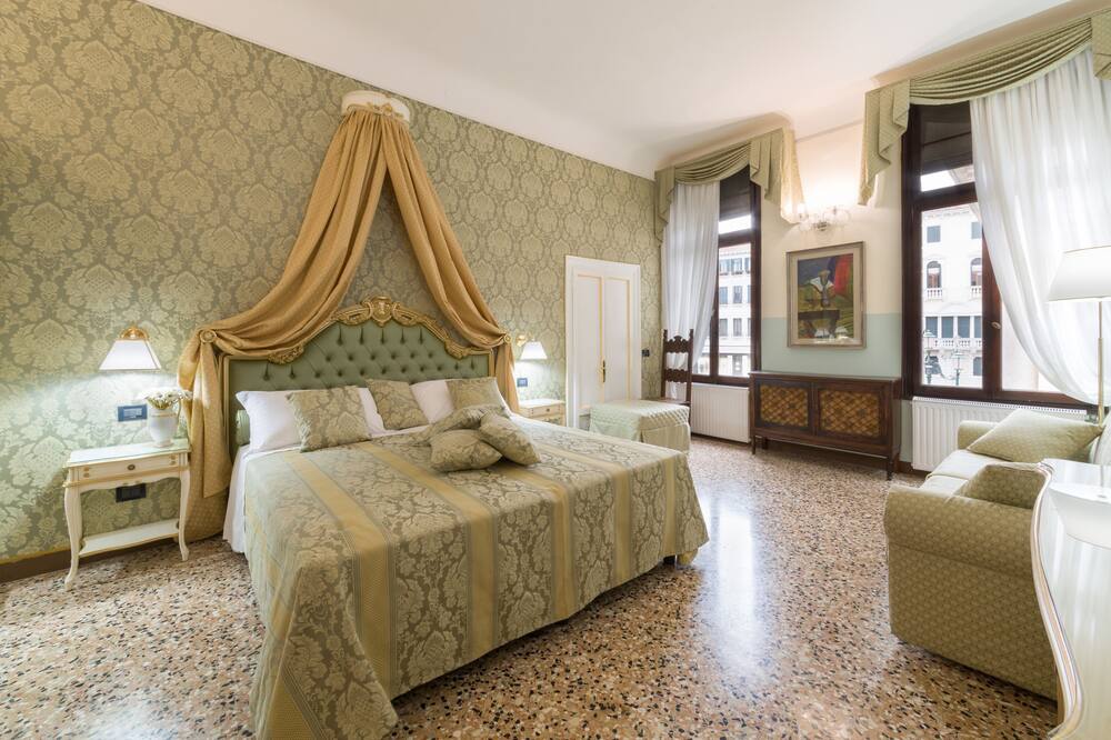 フレンドリー ベニス スイーツ 写真