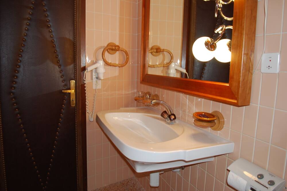 ホテル アストリア 写真