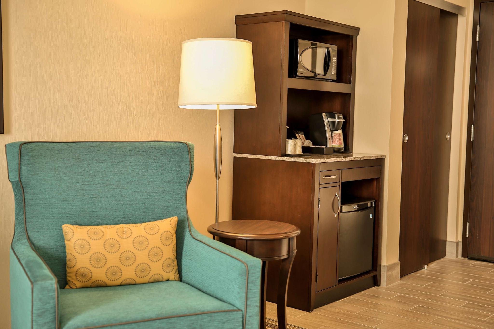 ヒルトン ガーデン イン ムルフリースボロ 写真