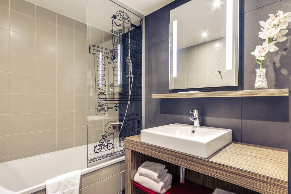 メルキュール パリ ガール モンパルナス ホテル 写真