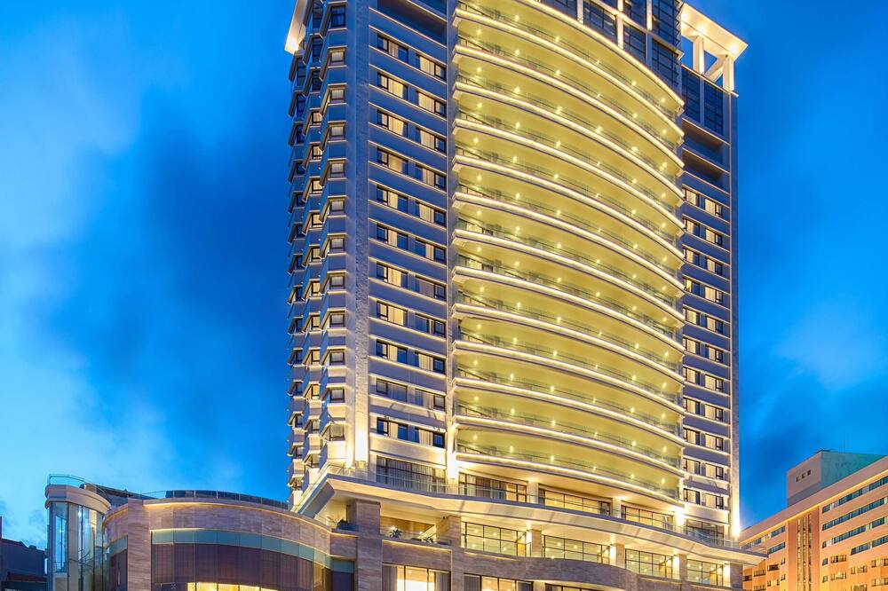 ウィンダム レジェンド ハロン ホテル 写真