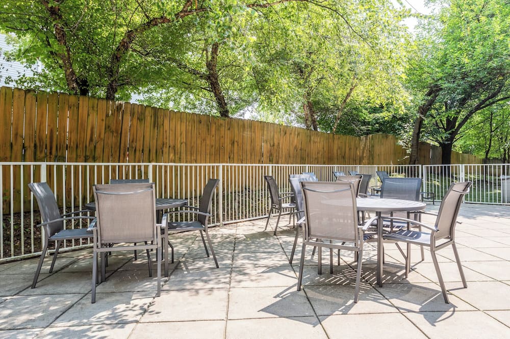 フェアフィールド イン バイ マリオット インディアナポリス ノースウエスト 写真