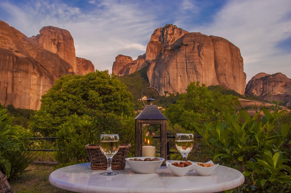 ホテル ドウピアニ ハウス 写真