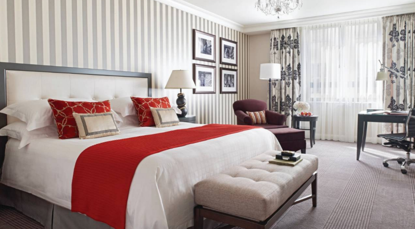 フォーシーズンズ ホテル プラハ 写真