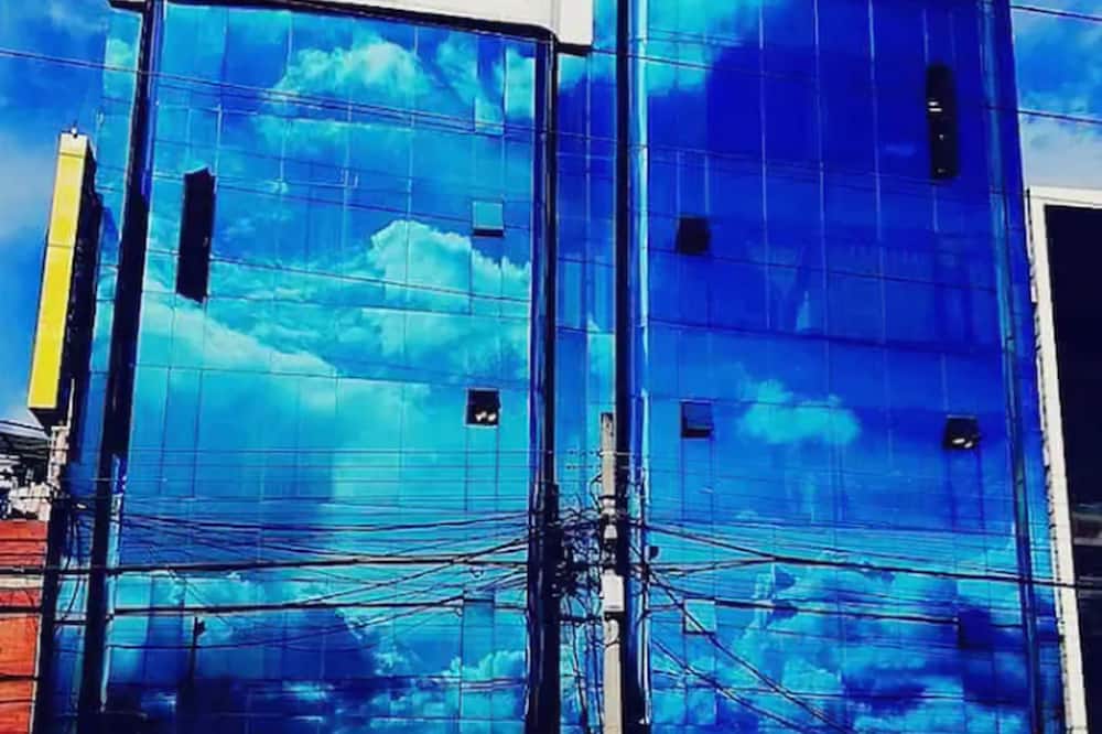 ホテル ブルー イン 写真