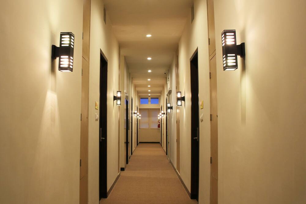 ラックスポイント ホテル スラバヤ 写真