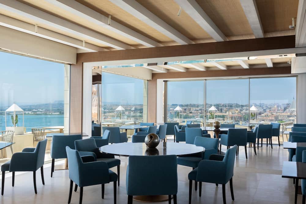 Grand Hotel Des Étrangers 写真