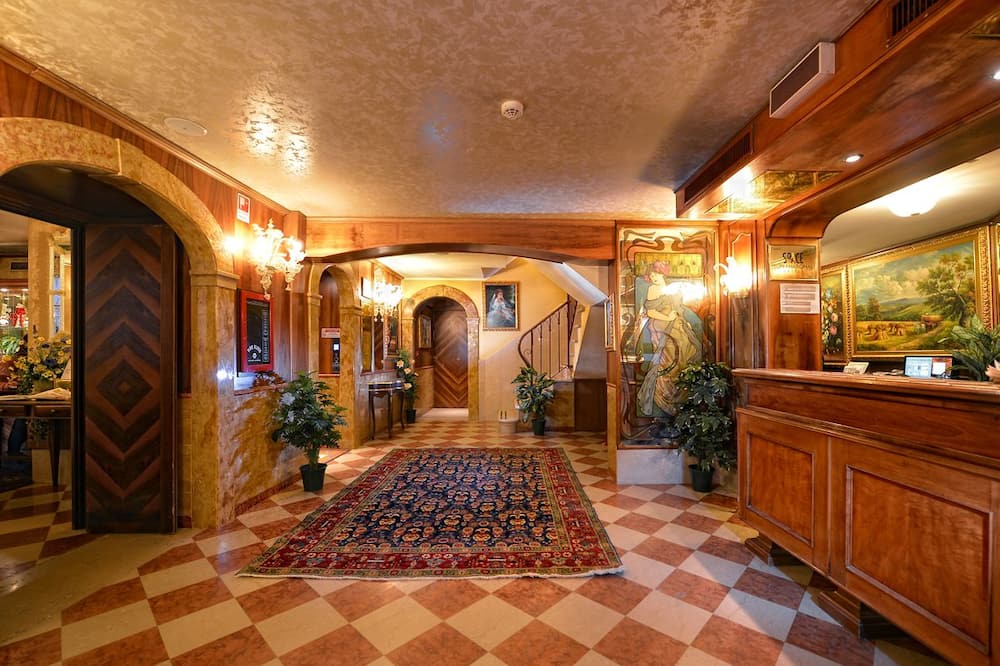 アンティコ パナダ 写真