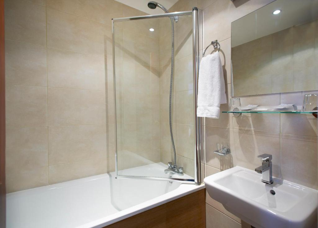 ロイヤル イーグル ホテル 写真