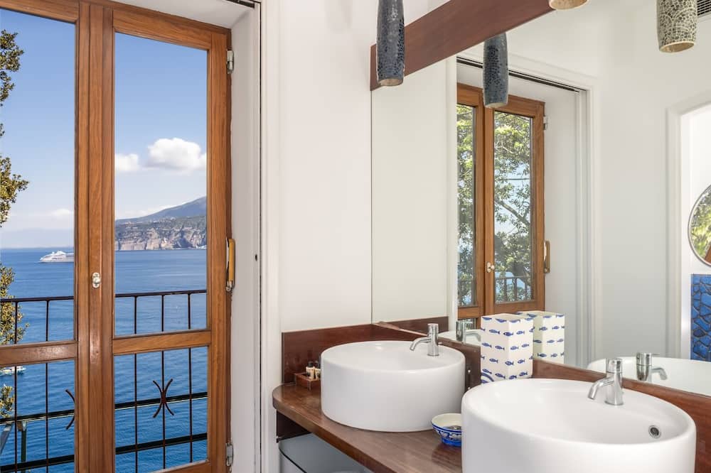 ホテル ベルエア 写真