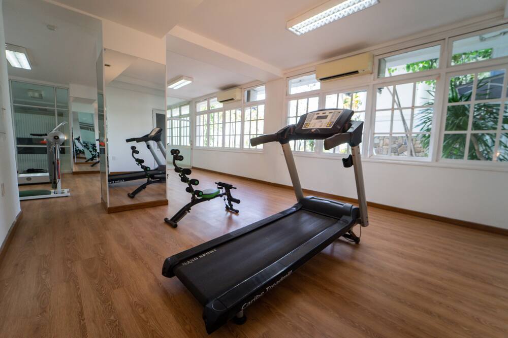 センチュリー リバーサイド ホテル フエ 写真