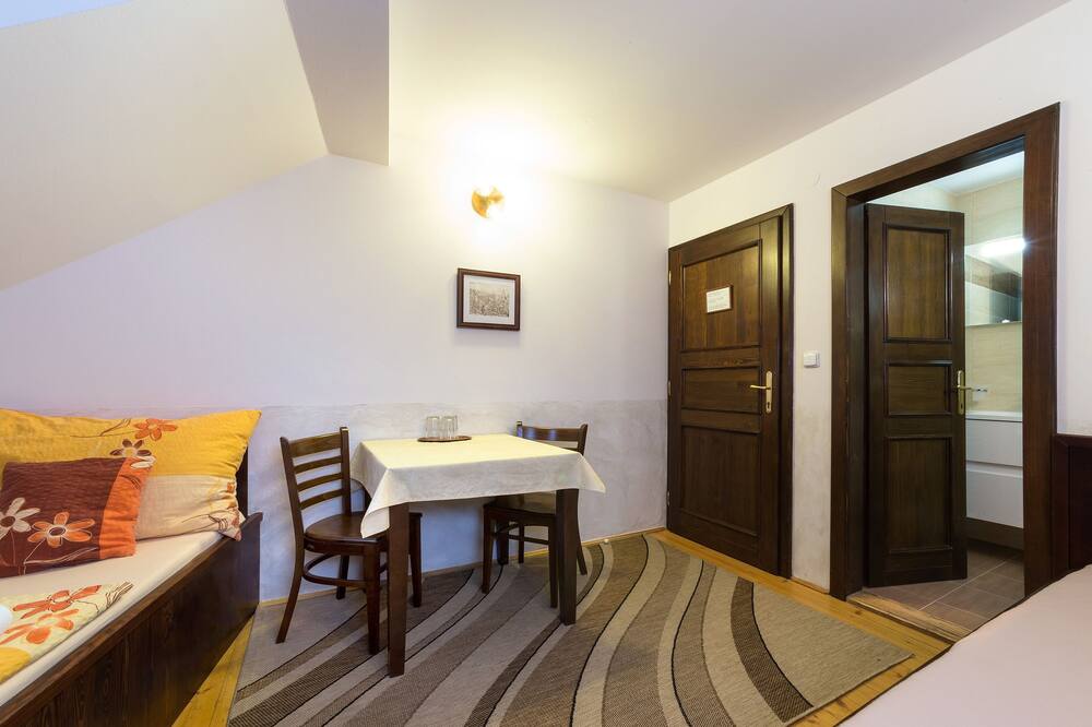 ウビトバニ ザーメツケ スホディ 写真