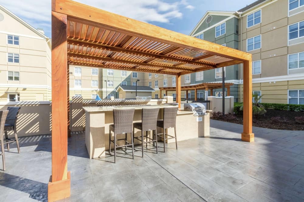 ホームウッド スイーツ バイ ヒルトン グリーンビル 写真