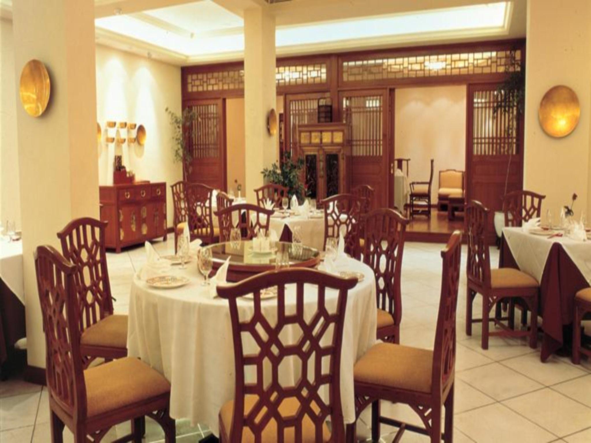 タージ MG ロード 写真