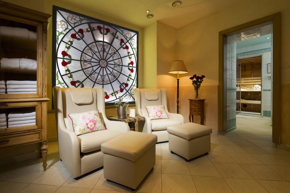 ホテル ユリアン 写真