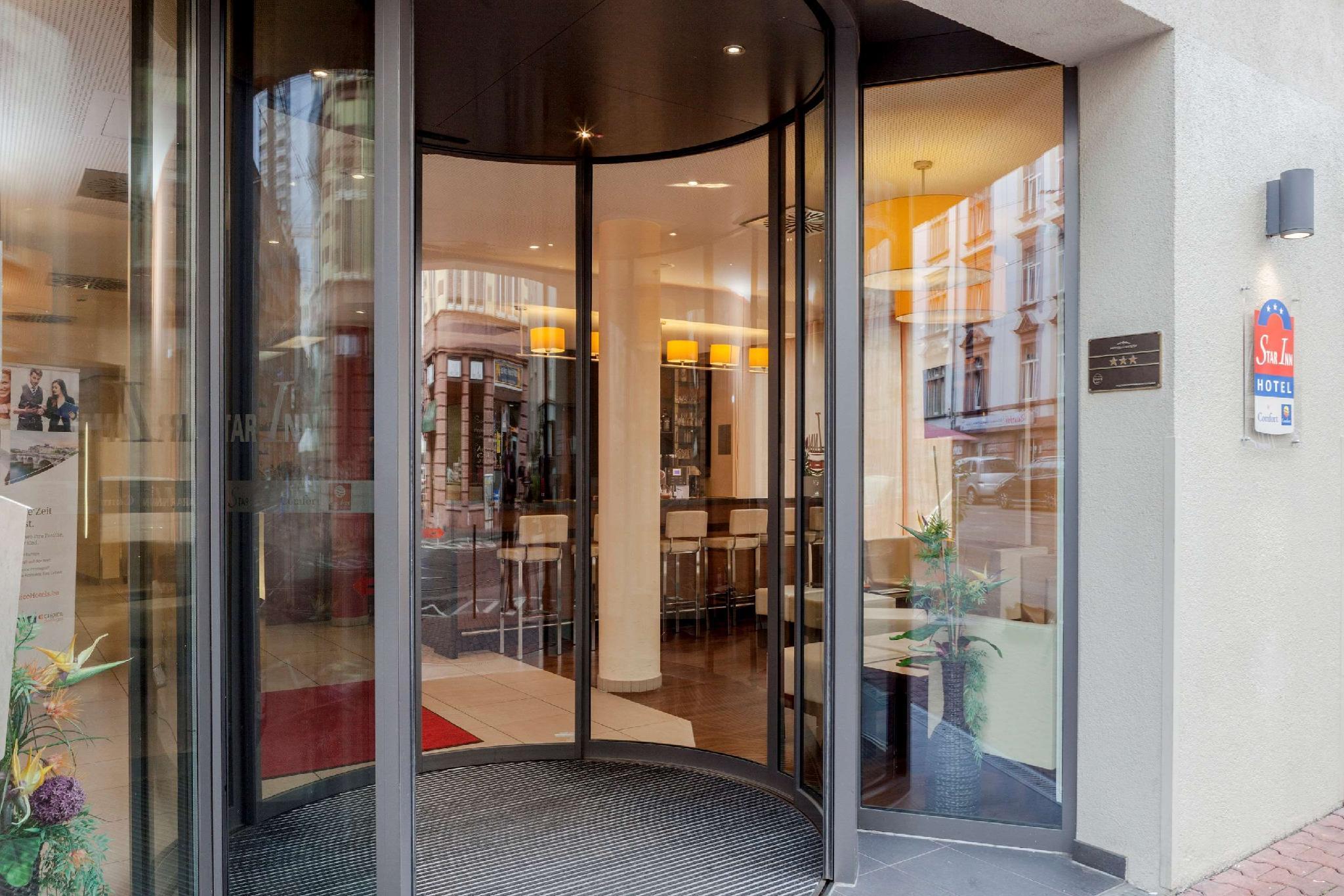 プレミア イン フランクフルト シティ ヨーロッパフィアテル 写真