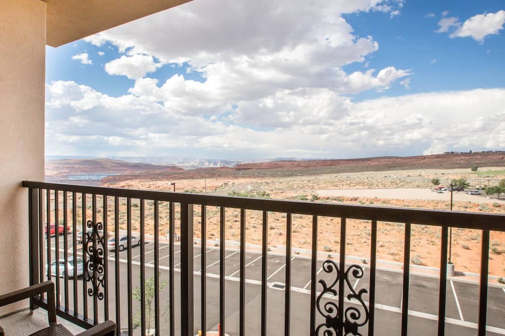 スリープ イン & スイーツ ページアット レイク パウエル 写真