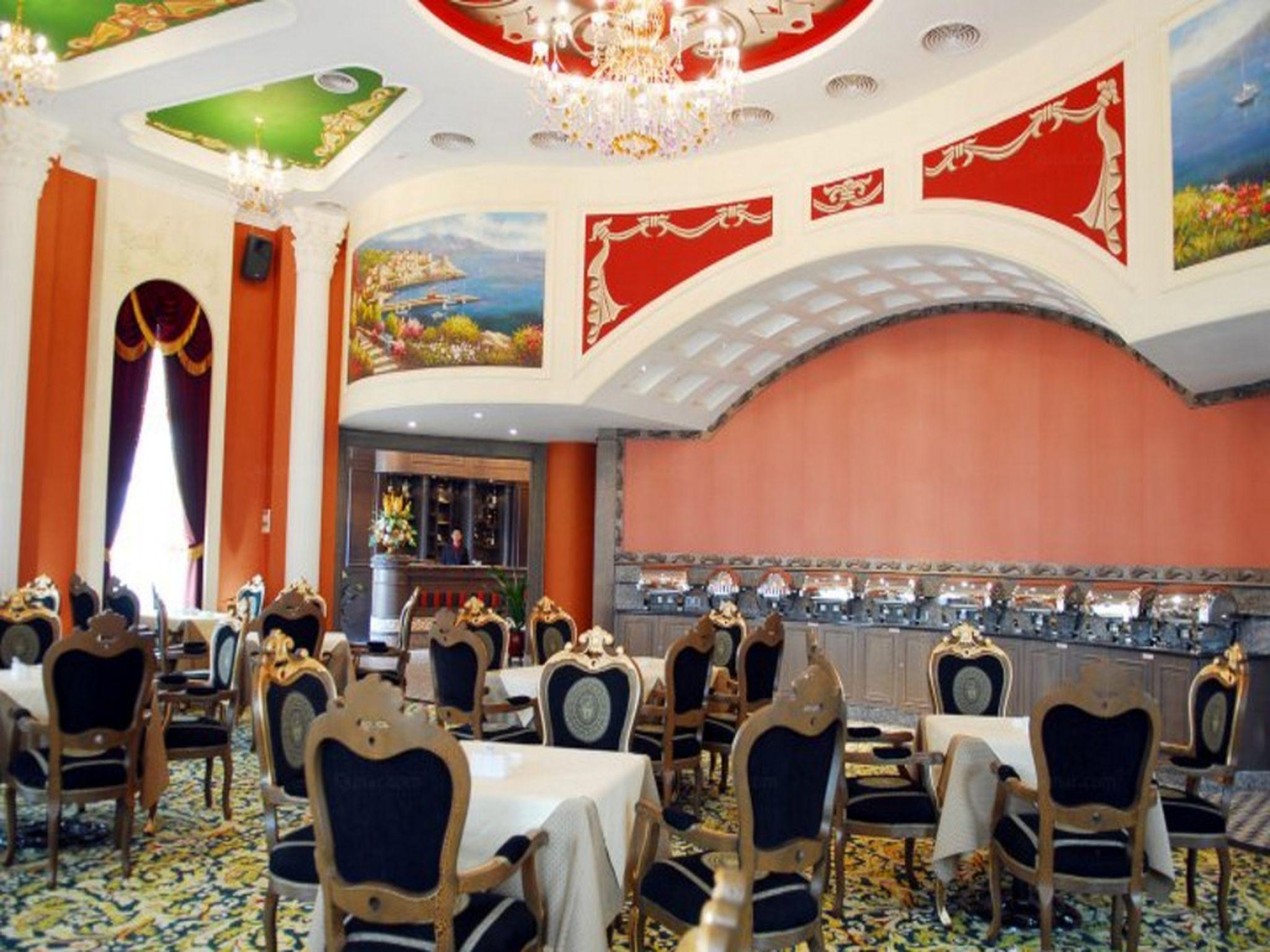 ホームランド インターナショナル ホテル 写真