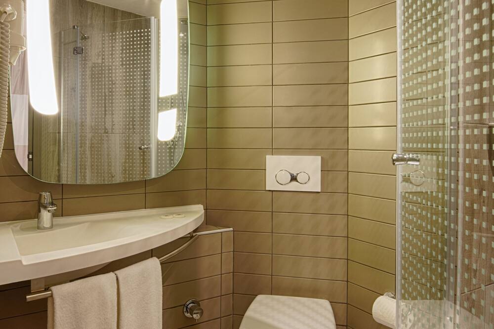 イビス イスタンブル トゥズラ ホテル 写真